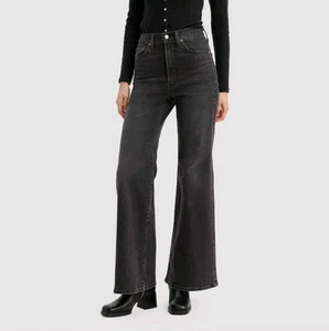 Levi's Jeans Donna Ribcage Fondo a Campana, Nero, 28 X 32 - Foto 1 di 12