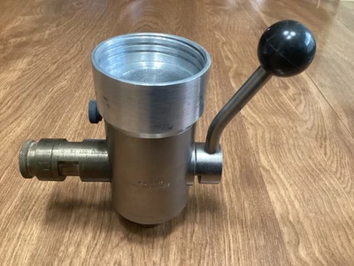 Medida de polvo Neil Jones Custom Products Foto 1 de 4