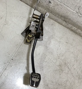 FORD KUGA MK2 2019 1.5 BENZIN ECOBOOST KUPPLUNGSPEDAL MONTAGEMECHANISMUS /2012-19 - Bild 1 von 7