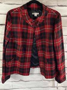 Vintage Pendleton Women's 100% Wool Size 16 Red/Black Plaid Coat Button Closer - Picture 1 of 8