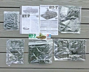 TAMIYA 1/35 WW II RUSSIAN / SOVIET BT-7 LIGHT TANK 1937 MODEL 35327 JUST NO BOX - Picture 1 of 9