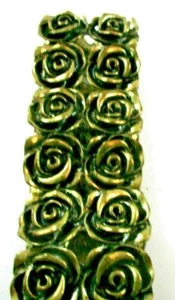 VINTAGE/ ANTIK ROSEN ELASTISCH AUFGEREIHTES METALLARMBAND - Bild 1 von 4