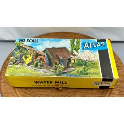 Kit de modelo de molino de agua a escala HO Atlas para modelo ferroviario tema de vida rural Foto 1 de 4