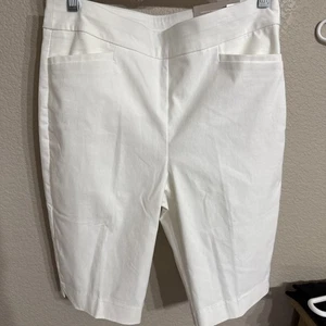 Neu Chicos So Slimming Brigitte PULL ON Capri Crop Gr. 0,5 US Damen 6 weiße Hose - Bild 1 von 4