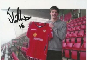 CREWE: JON GUTHRIE SIGNED 6x4 PORTRAIT PHOTO+COA - Imagen 1 de 1