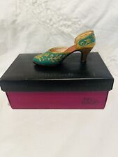 Just the Right Shoe by Raine Carved Heel, Collectible Miniature #A04