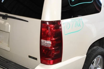CHEVROLET TAHOE RH Right Passenger Taillight Taillamp NON-Hybrid; 08 09 10 11 12 - Изображение 1 из 4