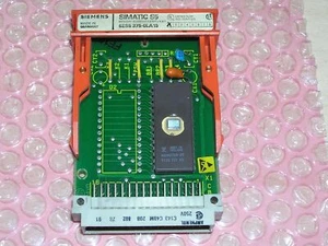 Siemens 6ES5375-0LA15 E:01 Simatic S5 Memory EPROM 8kB used excellent, erased - Imagen 1 de 4