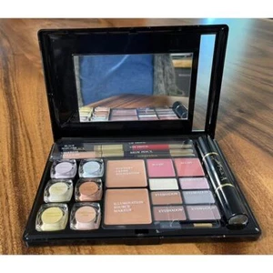 NEW Signature Club A Makeup Pallet Kit Foundation eyeshadow lipstick blush # 2 - Picture 1 of 6