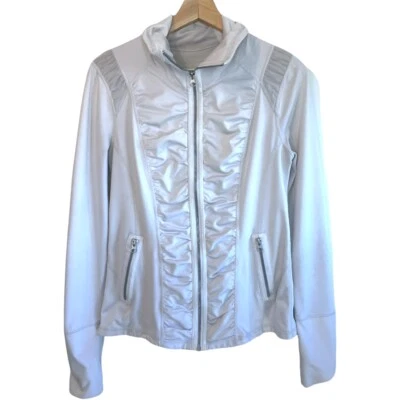 Chaqueta deportiva Zella blanca acanalada talla mediana Foto 1 de 4