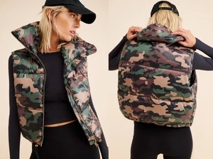 Anthropologie Cynthia Rowley Undercover Camo gefütterte Weste Daunen gefüllt grün S gebraucht, in einwandfreiem Zustand - Bild 1 von 5