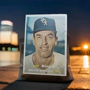 1957 Topps Baseball Card Chicago White Sox Jim Rivera Crease #107 Vtg VG  - Picture 1 of 3