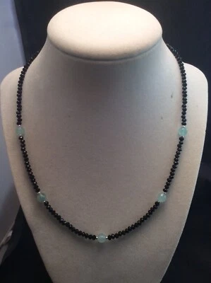 "Collar de cuentas de espinela negra facetada genuina de plata de ley y aguamarina 18,25""" Foto 1 de 4