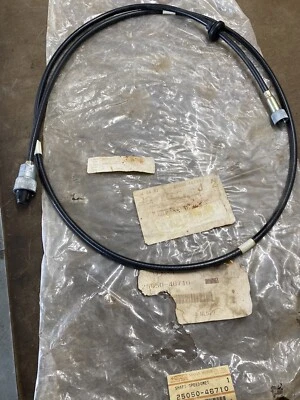 Cable velocímetro Nissan Patrol NOS 25050-46710 1973-1980 Foto 1 de 3