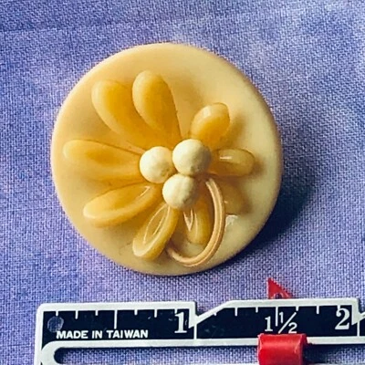 7290 - Large Weeber like Celluloid Button -  1-7/16"  perfect and clean flower - Image 1 of 3