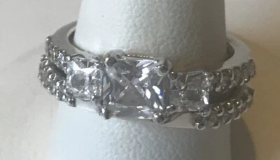 FREE SHIPPING Sterling Silver 2pc Brilliant White Topaz Wedding Set Size 7 - Image 1 of 4