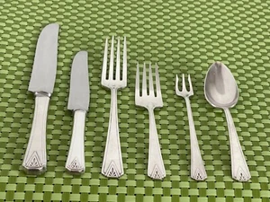 Oneida Community DEAUVILLE Silverplate Art Deco Silverware Choice Flatware A100W - Picture 1 of 75