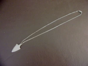 Vintage Arrowhead Necklace Silver Tone 18" Made In Taiwan - Picture 1 of 6