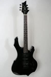 Welussa-BK, E-Gitarre, Korpus: Linde massiv, Hals: Ahorn, MH&PU Wilkinson, schwa - Bild 1 von 10