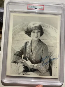 Agnes Moorehead signed Photo - PSA DNA certified slabbed autograph - Bild 1 von 1