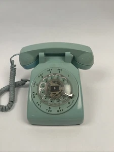 Turquoise Blue Vintage Southwestern Bell Electric Rotary Phone - Picture 1 of 5