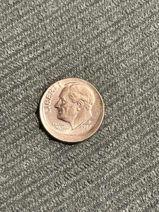 Broadstruck Dime Error. 1987 P - Picture 1 of 2