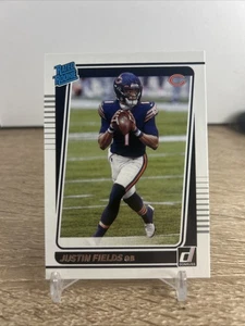 2021 Donruss Justin Fields Rated Rookie #253 Base RC Chicago Bears - Picture 1 of 2