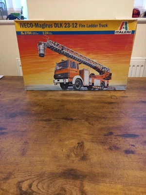 ITALERI No 3784 Iveco-Magirus DLK 24-12 Fire Ladder Truck Model Kit 1/24 - Image 1 of 4