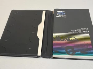 1993 Chevrolet Astro Van Owner's Manual User Guide & Warranty Information Books - Picture 1 of 5