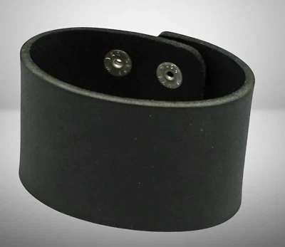 Lederarmband breit 50 x 240 x 3 schwarz Druckknopfverschluß - Bild 1 von 3