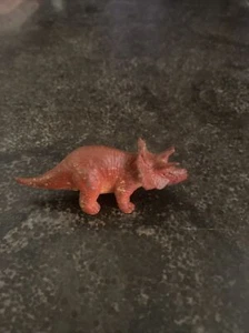 Jaru Plastic Triceratops Dinosaur Figure - Picture 1 of 2