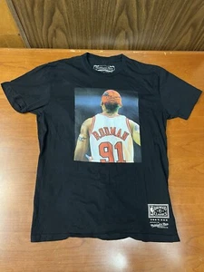 T-shirt uomo Mitchell&Ness nera Rodman M streetwear anni 90 Chicago Bulls NBA - Foto 1 di 12