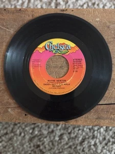 Wayne Newton "Daddy Don't You Walk So Fast/Echo Valley 2-6809" (1972) 45 RPM VG - Picture 1 of 2