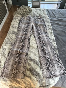 Wrangler Women's Snake Skin Print Jeans - Picture 1 of 4