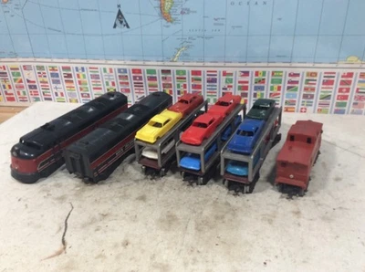 MARX  - Diesel Engine 99 A-B Rock Island /  4  Freight Car 0 scale - Image 1 of 4