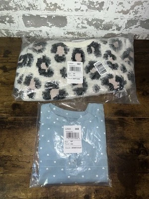 NWT! Lot of 2 The Children's Place Long Sleeve Printed Tops Size SMALL - Image 1 of 4