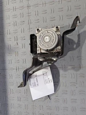 Conjunto bomba freno antibloqueo ABS Honda Accord 2021-2022 1,5 L usado. Foto 1 de 3