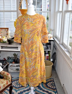 Vestido vintage años 60 70 Leslie Pomer cachemir línea A amarillo talla mediana Foto 1 de 4