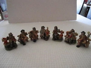 7 EMMETT KELLY CLOWN JR. COLLECTIBLES, 3-3 1/2"H, MINT CONDITION - Picture 1 of 3