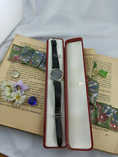 Sehr elegante & seltene MILUS Design Uhr Armbanduhr Clous d'or Damen vergoldet