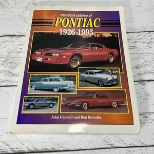 The Standard Catalog of Pontiac 1926-1996 (1995, Softcover) Illustrated - Picture 1 of 13
