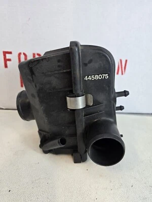 Caja de filtro de aire Dodge Shelby Turbo 4458075 Foto 1 de 4