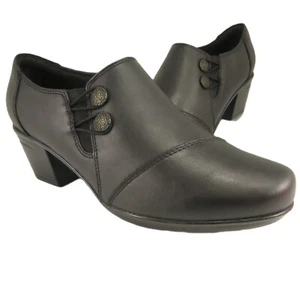 Clarks GENETTE Loafers Womens Size 8.5W Black Leather 2-Loop Shootie 2.25" Heels - Picture 1 of 7
