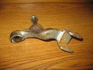 1988 NX650 FRONT RIGHT FOOT PEG BRACKET ARM HONDA DOMINATOR NX 650 1988-1989 - Picture 1 of 2