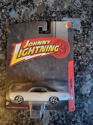 Rare Johnny Lightning 1966 Pontiac GTO White Lightning CHASE - Image 1 of 4