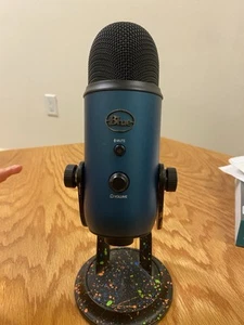 Logitech Yeti Condenser Cardioid Microphone - Blue - Picture 1 of 11