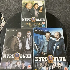 NYPD Blue: Seasons 1 -3 DVD Box Sets 963G - Foto 1 di 3