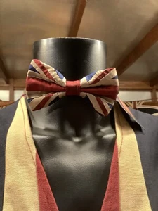 Impresionante corbata de moño Union Jack 100 % seda de magia tejida (teñido de té blanco) - Imagen 1 de 8