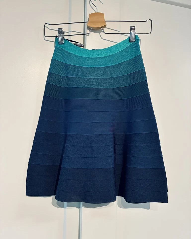 Трапециевидная юбка Herve Leger 🌊 XXS Stunning Ocean Shades 👗 - Изображение 1 из 4