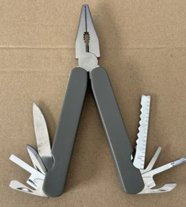 BELL Pocket Multi-Tool 11 Tools w/ Pliers Cutters Opener Flat Head Knife Measure - Picture 1 of 7